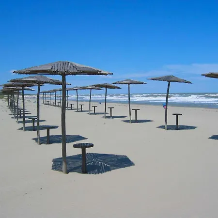 Locazione Turistica Borsetti.2 Holiday home